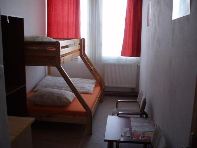 Hostel Monty Říčany Exterior foto