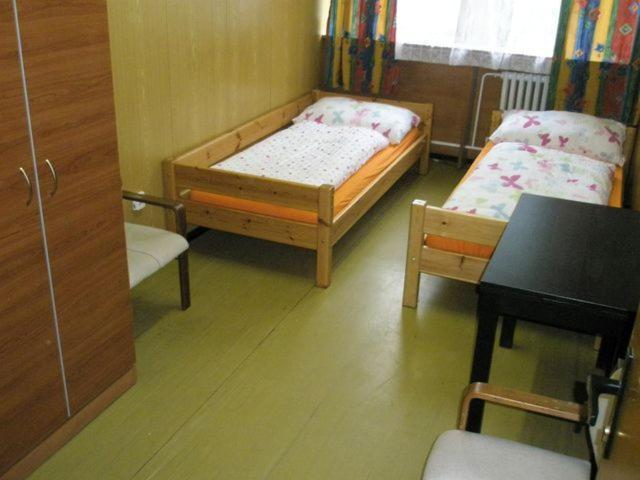 Hostel Monty Říčany Exterior foto